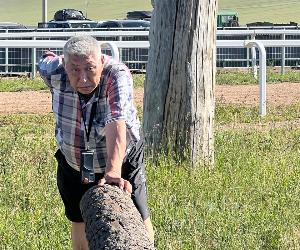 В Архангае будет установлена якутская коновязь "сэргэ"