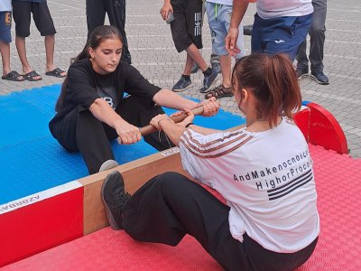 В Азербайджане продолжается работа с населением по знакомству с мас-рестлингом