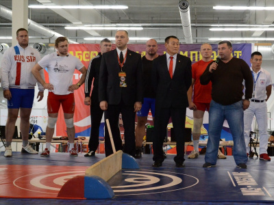 Russian national mas-wrestling team is ready to compete at the Arnold Classic. Photo