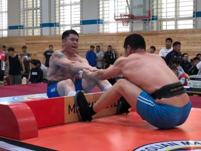 Yakutian diamond was played at the Mongolian Mas-wrestling Championship