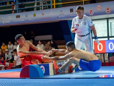 Сенсационно завершился первый день Чемпионата Азии по мас-рестлингу в Монголии