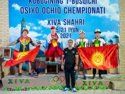 Heroes of the 2nd competition day of the Mas-Wrestling World Cup in Khiva