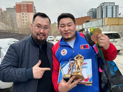 «Наш вид спорта — в каждом аймаке». Якутянин стал вице-президентом Федерации мас-рестлинга Монголии