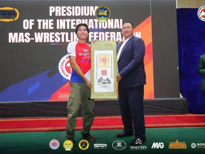 President Alexander Akimov held an expanded meeting of the Presidium of the International Mas-wrestling Federation in Arkhangai