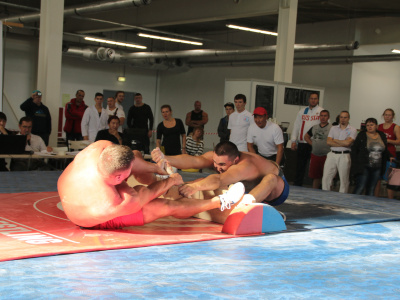 Russian national mas-wrestling team is ready to compete at the Arnold Classic. Photo