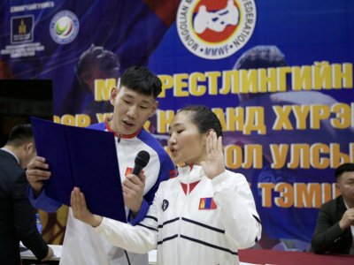 XIII Чемпионат Монголии по мас-рестлингу собрал 500 сильнейших спортсменов страны