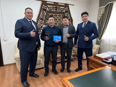 Mongolian sports delegation visited Yakutsk to work on preparing for the World Mas-Wrestling Championship