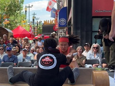 We will set increasingly global goals for promoting mas-wrestling in Canada