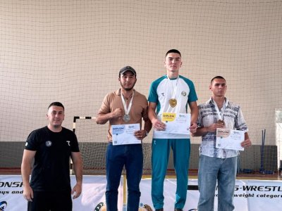 В Узбекистане состоялись Чемпионат и Первенство по мас-рестлингу
