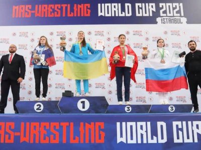 Olga Sukach, Ukraine: Mas-wrestling is an amazing sport for me