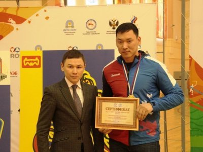 Чемпионы России по мас-рестлингу из Якутии получат по 200 тысяч рублей