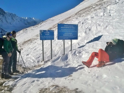 Mas-Wrestling on the height of 3 300 meters on the Cheget Tau mount