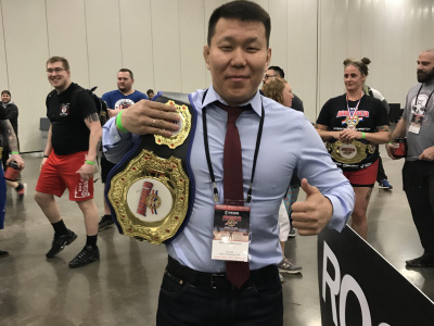 International Mas-Wrestling Tournament in USA was held at empty stands