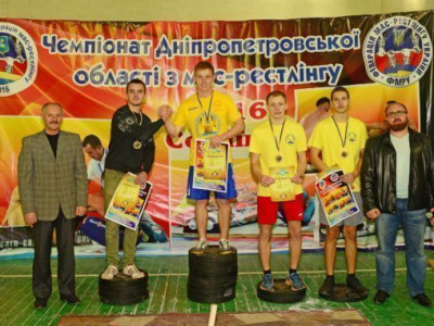 В Софиевке прошел открытый чемпионат Днепропетровской области по мас-рестлингу (ФОТО)