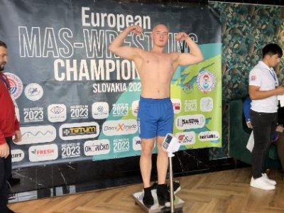 On the eve of the European mas-wrestling championships in Brezno