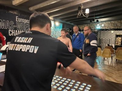 On the eve of the European mas-wrestling championships in Brezno