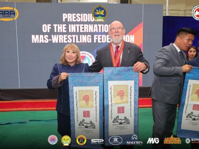 President Alexander Akimov held an expanded meeting of the Presidium of the International Mas-wrestling Federation in Arkhangai