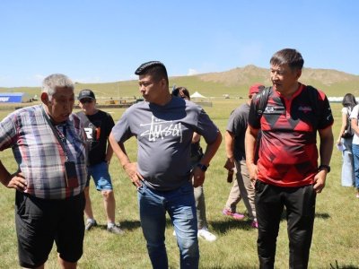 В Архангае будет установлена якутская коновязь "сэргэ"