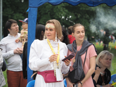 Мас-рестлинг на якутском празднике в Москве