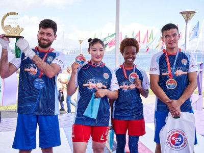 International mas-wrestling teams clash again on Russky Island 