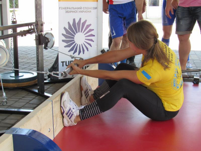 В Мелитополе тестировали единственный в мире подобный тренажер для мас-рестлинга