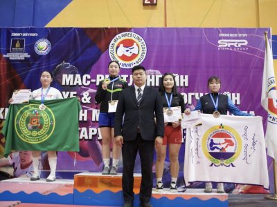 XIII Чемпионат Монголии по мас-рестлингу собрал 500 сильнейших спортсменов страны