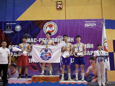 XIII Чемпионат Монголии по мас-рестлингу собрал 500 сильнейших спортсменов страны