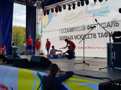 Яркая презентация мас-рестлинга на Фестивале ТАФИСА в Ульяновске