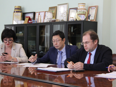 Alexander K. Akimov welcomes cooperation with Greenland