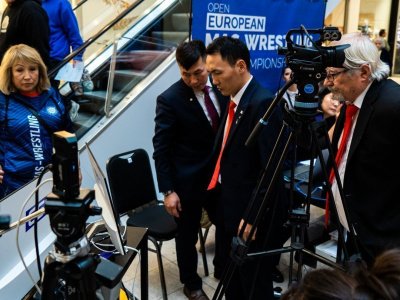 Павел Черноградский, Иван Галкин и Эльдана Болотбекова стали абсолютными чемпионами Европы по мас-рестлингу