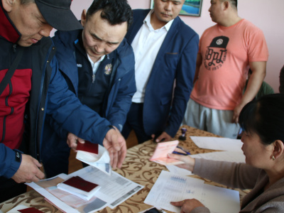 The national mas-wrestling championship starts in Mongolia