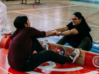 Mas-wrestling unites students from different countries