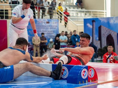 Kyrgyz Republic’s Mas-wrestling school is the best in Asia