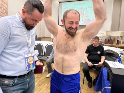 Mas-wrestling veterans are ready to take to the Moscow platform!