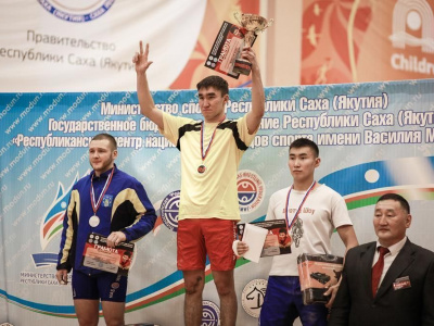 Абсолютный Чемпионат Якутии по мас-рестлингу памяти заслуженного тренера Федора Дегтярева. 
