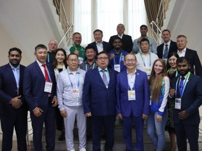 Всемирной школьной лиге мас-рестлинга – быть!