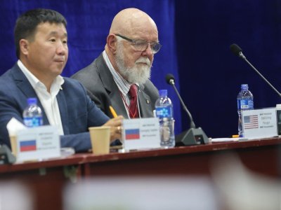 President Alexander Akimov held an expanded meeting of the Presidium of the International Mas-wrestling Federation in Arkhangai