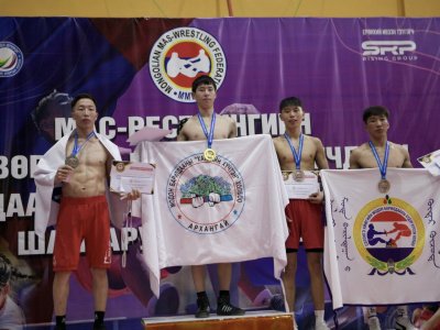 XIII Чемпионат Монголии по мас-рестлингу собрал 500 сильнейших спортсменов страны