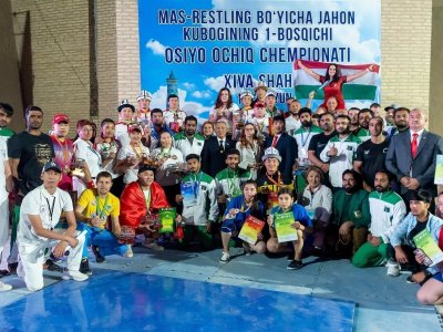 Heroes of the 2nd competition day of the Mas-Wrestling World Cup in Khiva