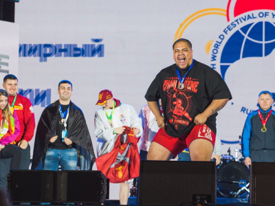 New Zealand mas-wrestler about Youth Festival in Sochi