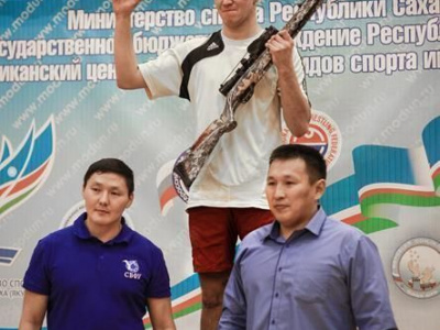 Абсолютный Чемпионат Якутии по мас-рестлингу памяти заслуженного тренера Федора Дегтярева. 