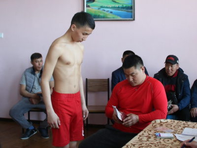 The national mas-wrestling championship starts in Mongolia