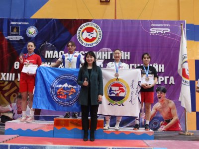 XIII Чемпионат Монголии по мас-рестлингу собрал 500 сильнейших спортсменов страны