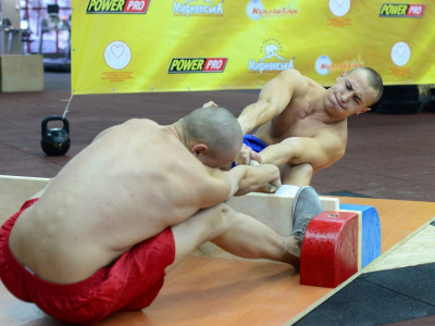 Mas-wrestling Federation of Ukraine has expanded their range. Photo