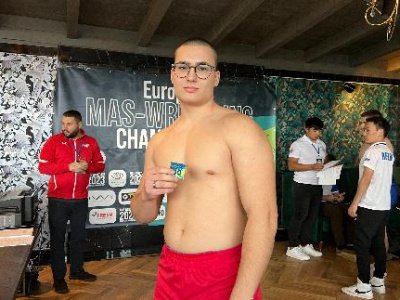 On the eve of the European mas-wrestling championships in Brezno