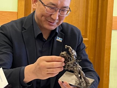 Mongolian sports delegation visited Yakutsk to work on preparing for the World Mas-Wrestling Championship