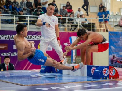 Kyrgyz Republic’s Mas-wrestling school is the best in Asia